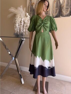 Green Puff-Sleeve Midi Dress with Colorblock Hem